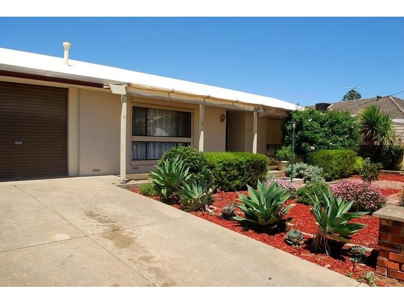 16 Overland Terrace, Christies Beach SA 5165