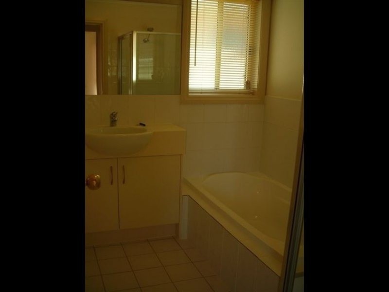 1/402 Beach Road, Hackham West SA 5163