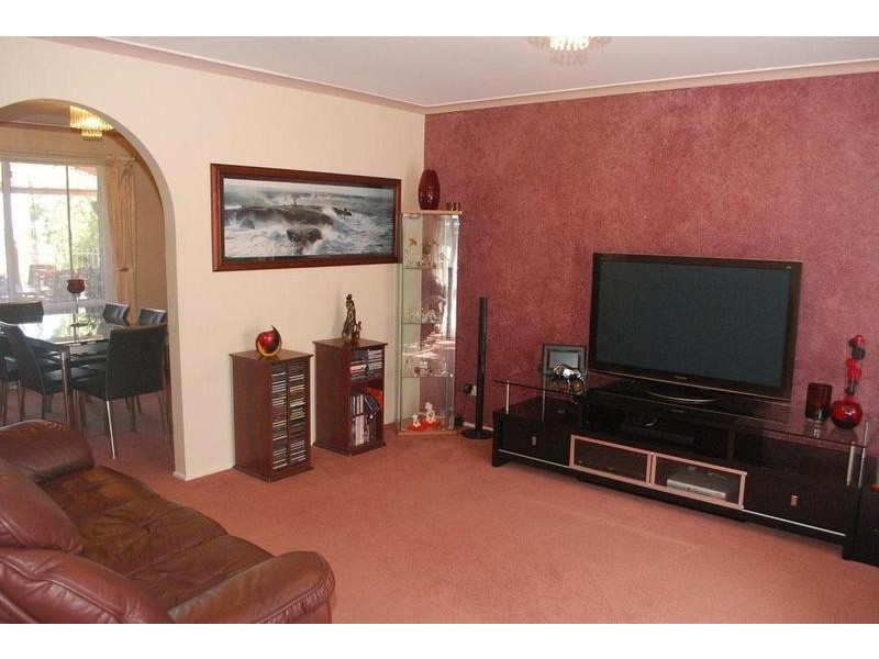 38 Horseshoe Drive, Woodcroft SA 5162