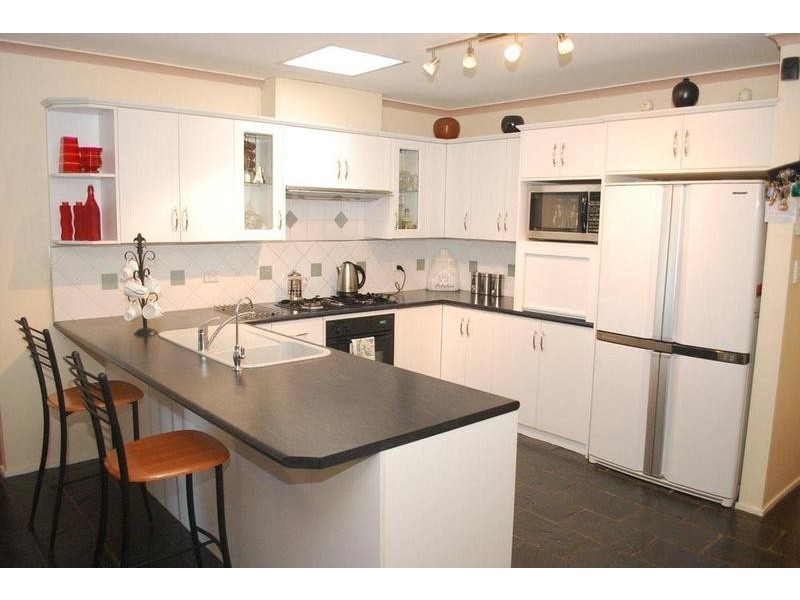 38 Horseshoe Drive, Woodcroft SA 5162