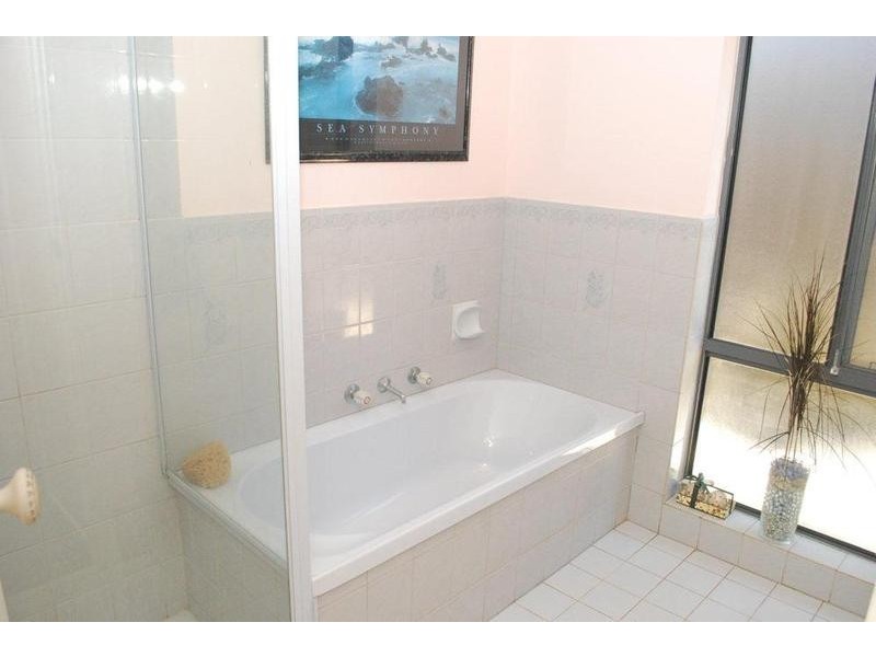 38 Horseshoe Drive, Woodcroft SA 5162