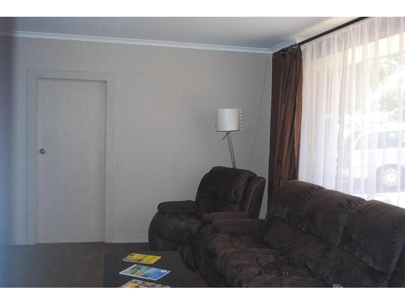 1 Pinchbeck Street, Morphett Vale SA 5162