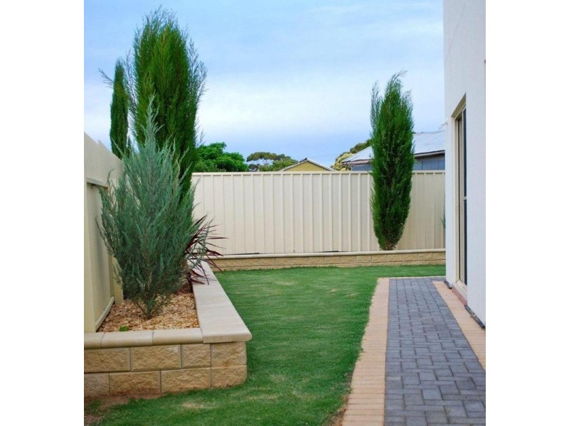 2/13 Maxwell Road, Hackham West SA 5163