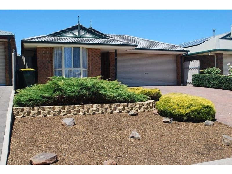7 Tuscanny Way, Woodcroft SA 5162