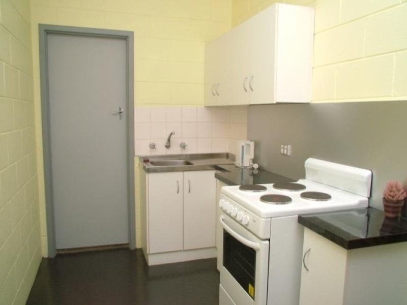 2/32 Esplanade, Christies Beach SA 5165