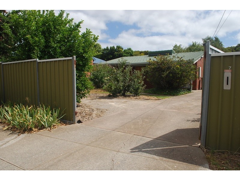 7 Lomond Crescent, Morphett Vale SA 5162