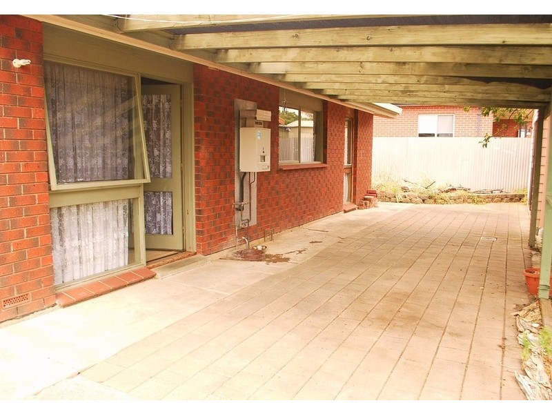 7 Lomond Crescent, Morphett Vale SA 5162