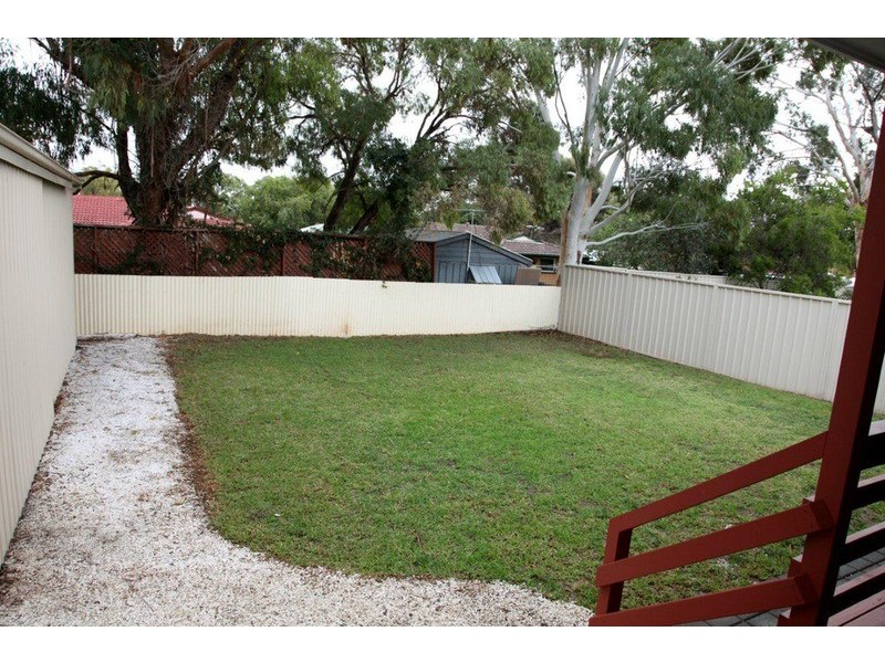 10 Liza Road, Happy Valley SA 5159