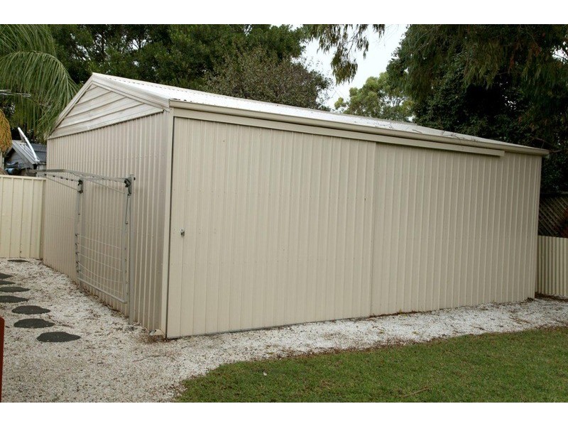 10 Liza Road, Happy Valley SA 5159