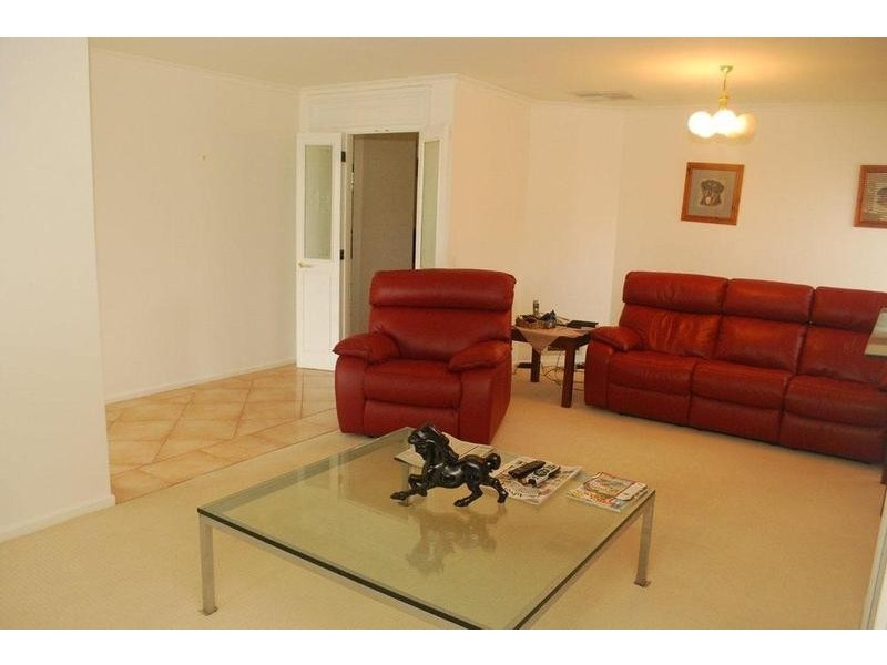 36 Lennard Drive, Moana SA 5169