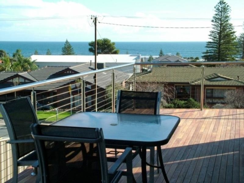 32 Roy Terrace, Christies Beach SA 5165