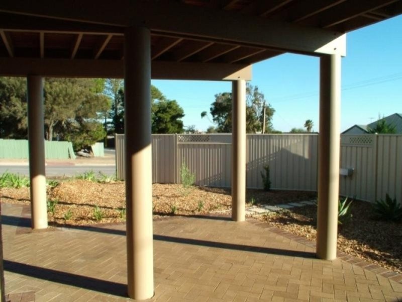 32 Roy Terrace, Christies Beach SA 5165