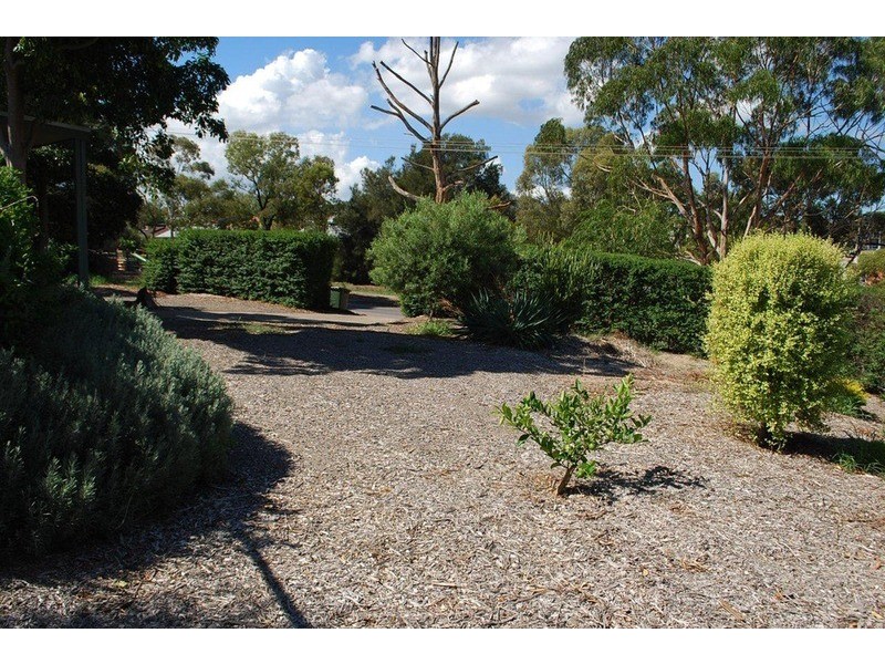 15 Saphire Road, Morphett Vale SA 5162