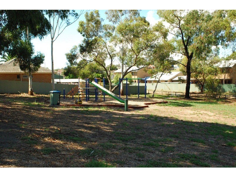 15 Saphire Road, Morphett Vale SA 5162