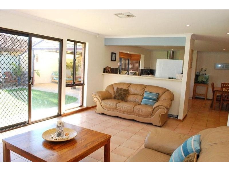12 Plimsoll Road, Seaford SA 5169