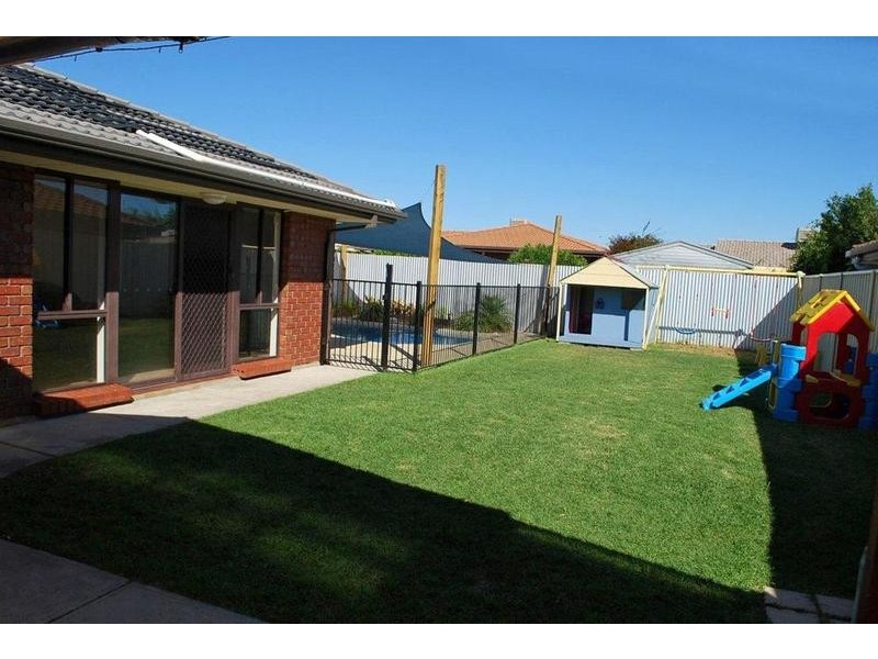 12 Plimsoll Road, Seaford SA 5169