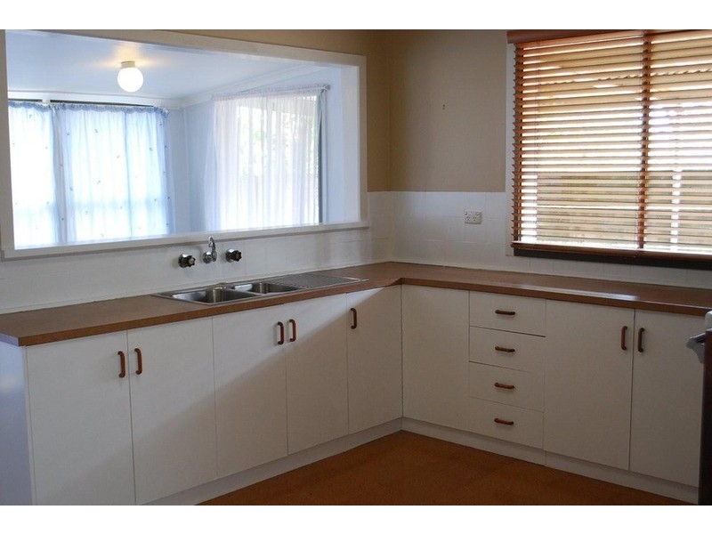 18 Maturin Avenue, Christies Beach SA 5165