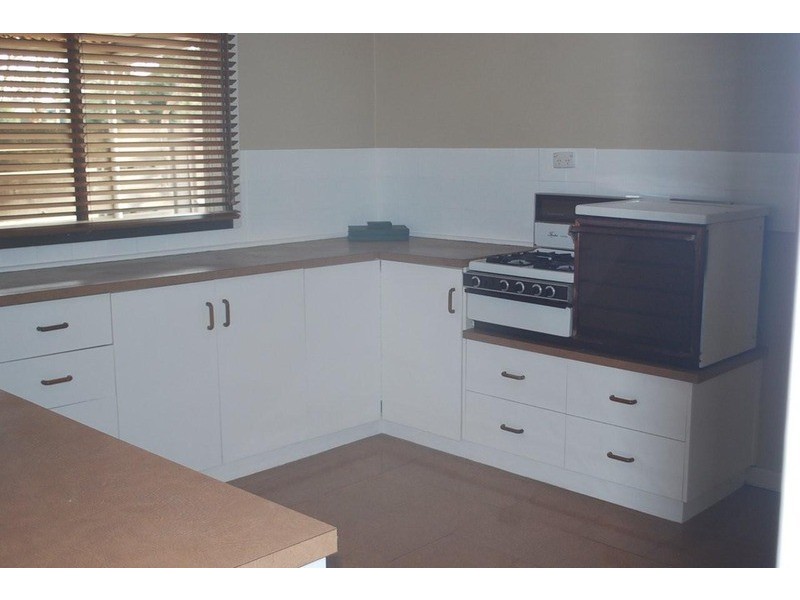 18 Maturin Avenue, Christies Beach SA 5165