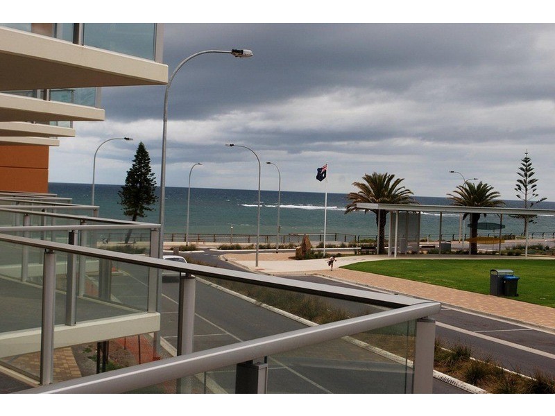 114/50 The Esplanade, Christies Beach SA 5165