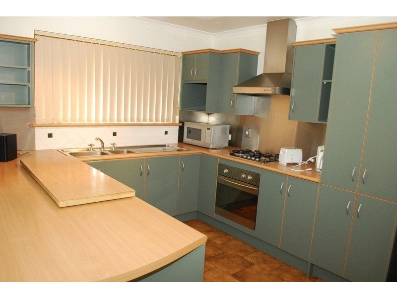 1 Clarke Crescent, Huntfield Heights SA 5163