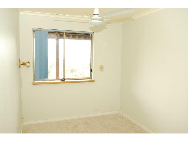 1 Clarke Crescent, Huntfield Heights SA 5163