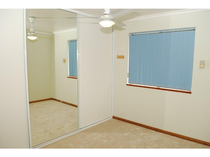 1 Clarke Crescent, Huntfield Heights SA 5163