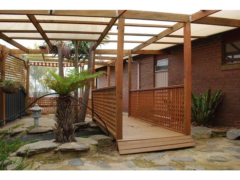 1 Clarke Crescent, Huntfield Heights SA 5163