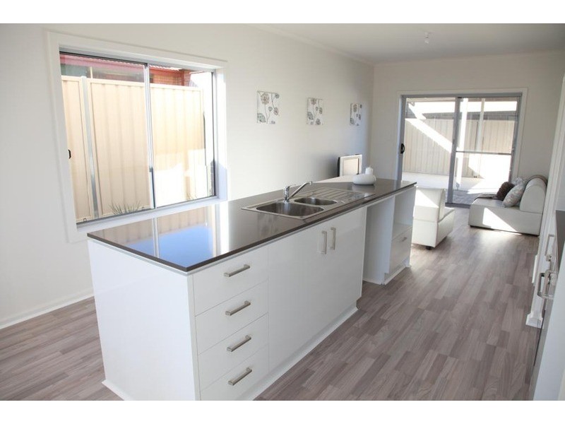 1,2,3,4/72 Gulfview Road, Christies Beach SA 5165