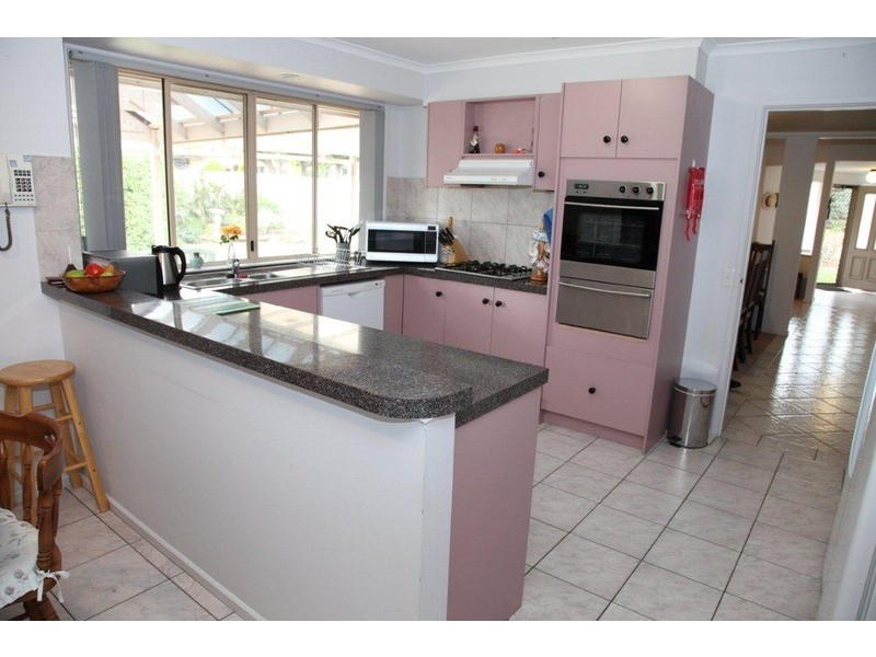21 Oldborough Drive, Onkaparinga Hills SA 5163