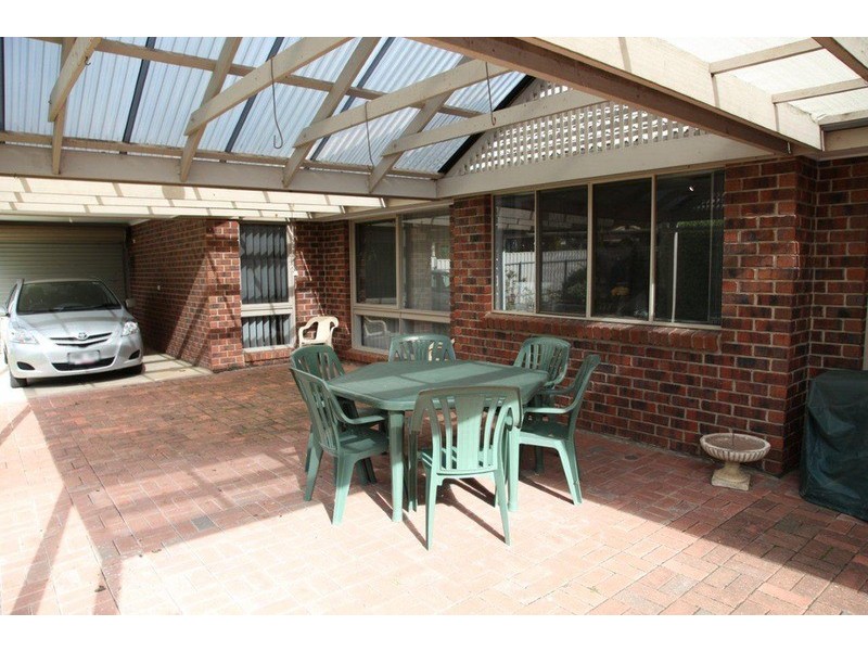 21 Oldborough Drive, Onkaparinga Hills SA 5163