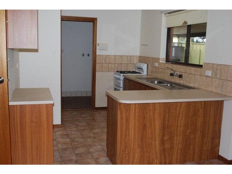 23 Candover Crescent, Huntfield Heights SA 5163