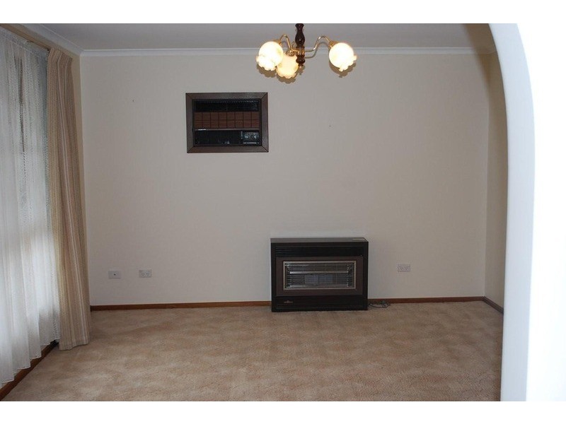 23 Candover Crescent, Huntfield Heights SA 5163