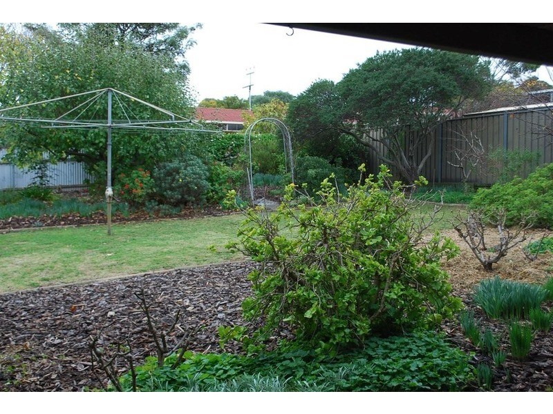 23 Candover Crescent, Huntfield Heights SA 5163