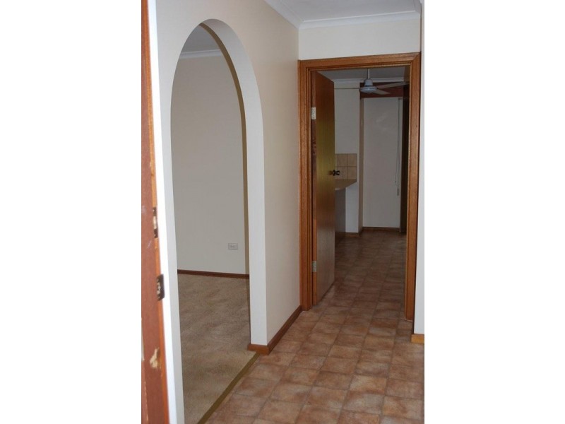 23 Candover Crescent, Huntfield Heights SA 5163