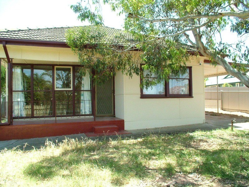 13 Deemster Avenue, Christies Beach SA 5165