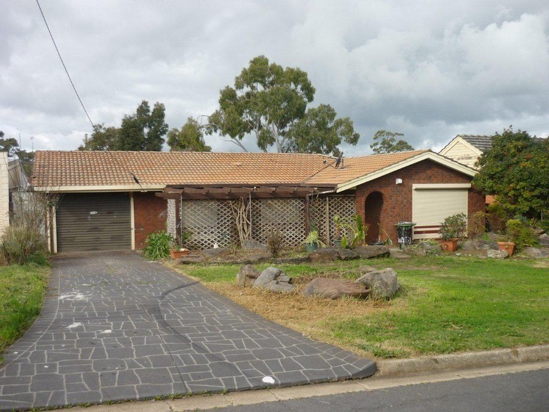 8 Solero Avenue, Reynella East SA 5161