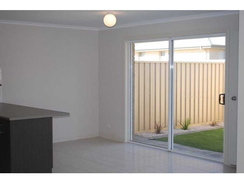 10 Silver Lane, Seaford Meadows SA 5169