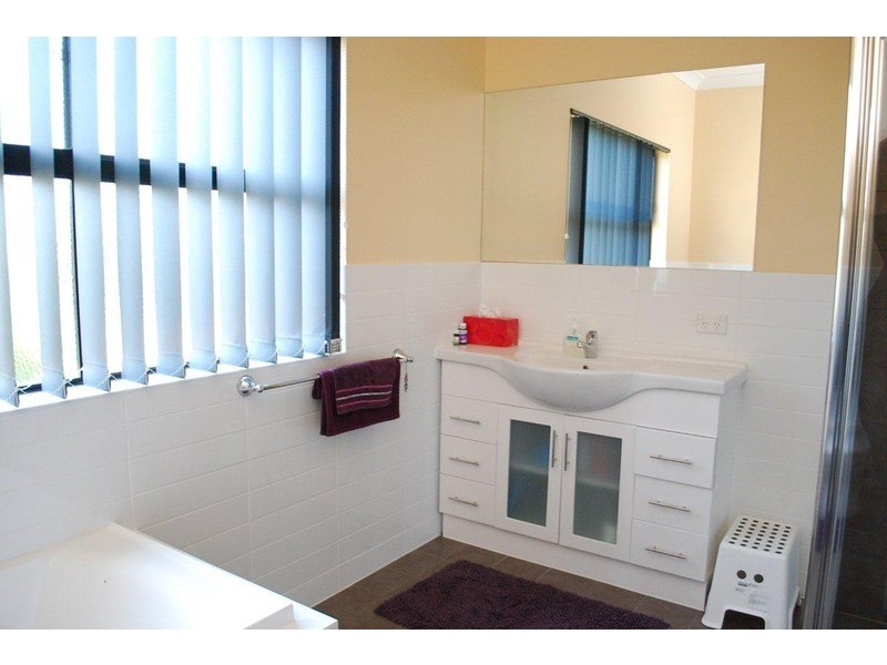 76 Roy Terrace, Christies Beach SA 5165