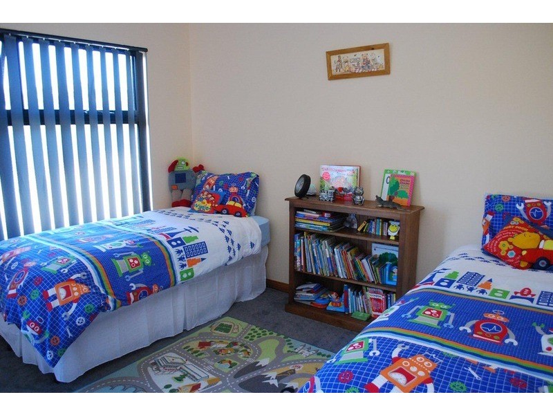 76 Roy Terrace, Christies Beach SA 5165