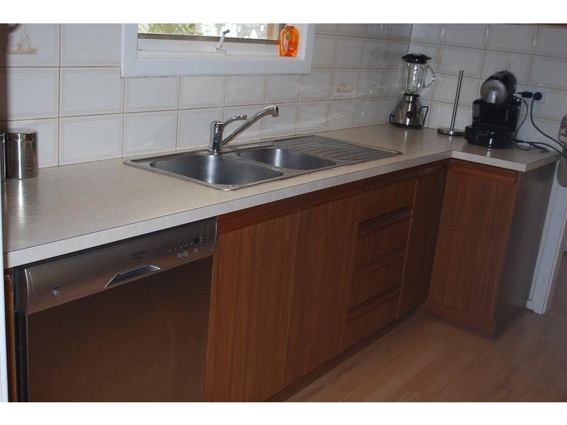 1 Hyacinth Crescent, Christie Downs SA 5164