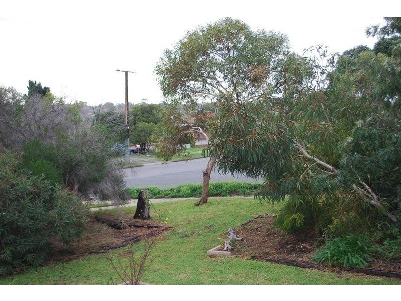 8 Brodie Crescent, Christies Beach SA 5165