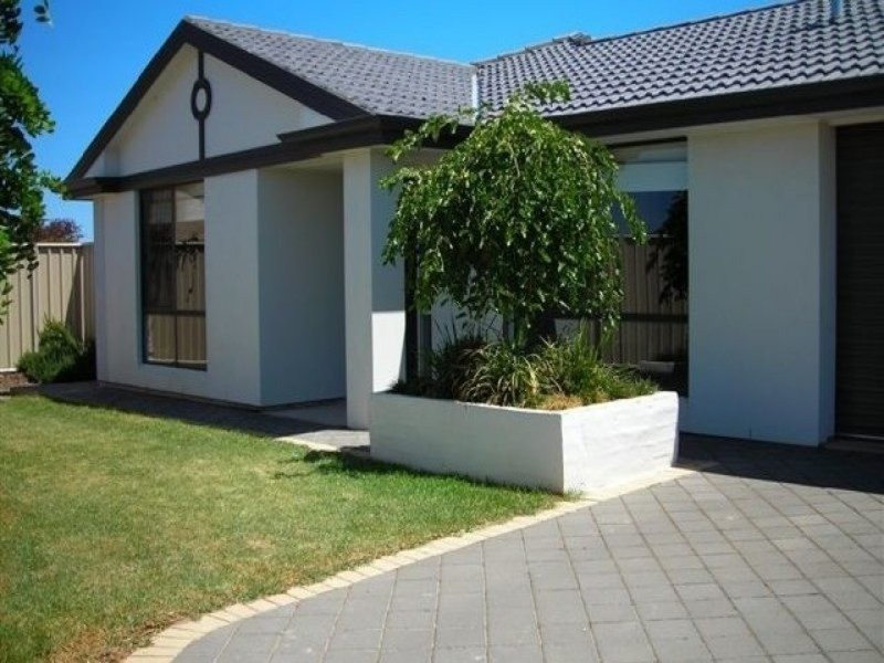 9 Hartland Avenue, Christie Downs SA 5164