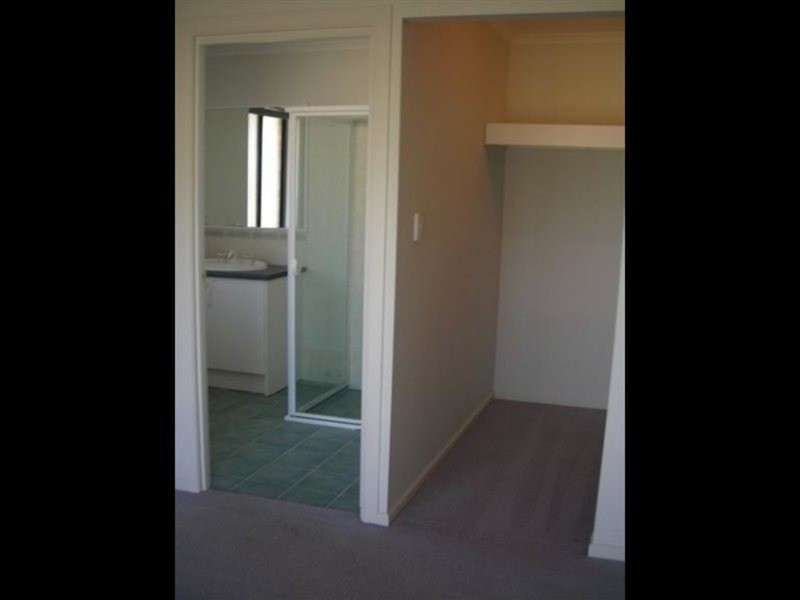 9 Hartland Avenue, Christie Downs SA 5164