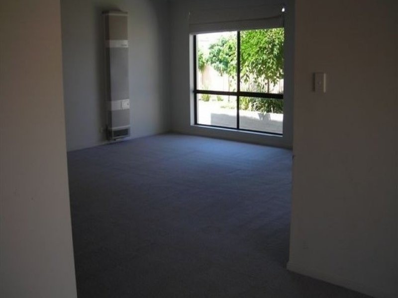 9 Hartland Avenue, Christie Downs SA 5164