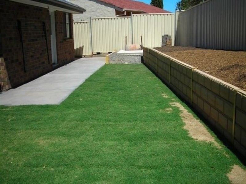 9 Hartland Avenue, Christie Downs SA 5164