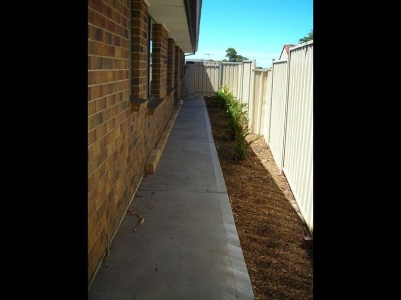 9 Hartland Avenue, Christie Downs SA 5164