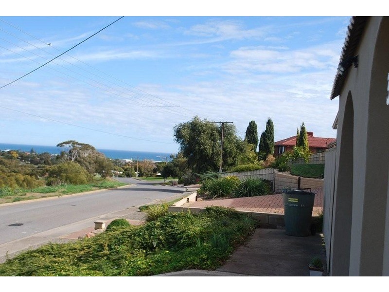 33 Roopena Street, O’sullivan Beach SA 5166