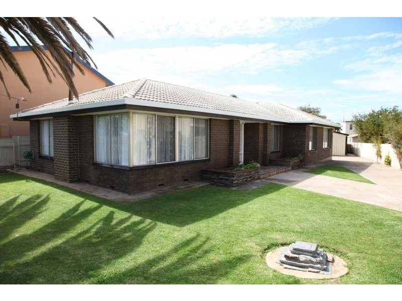 178 The Esplanade, Port Noarlunga South SA 5167