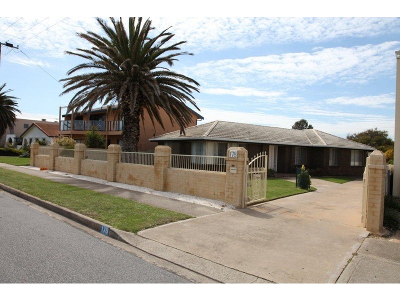 178 The Esplanade, Port Noarlunga South SA 5167