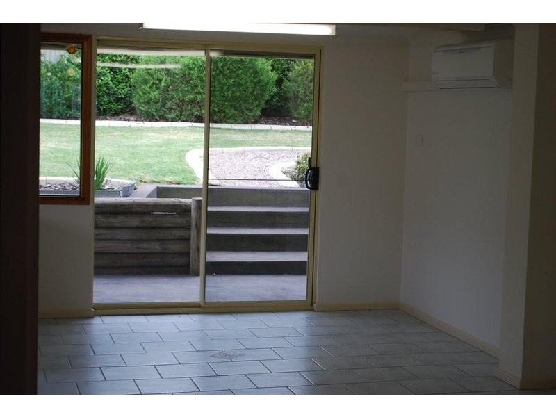 26 Darwendale Street, Huntfield Heights SA 5163